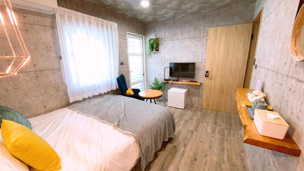 Funky Song Bed & Breakfast Tainan Exterior photo