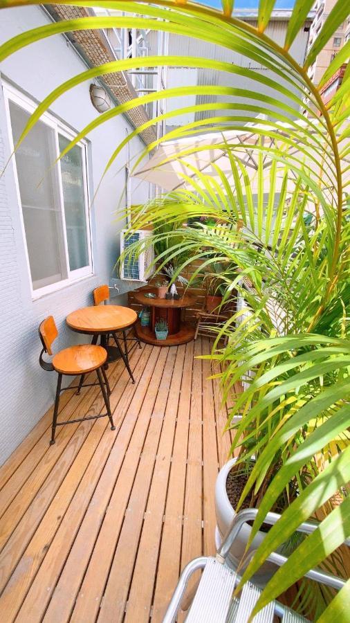 Funky Song Bed & Breakfast Tainan Exterior photo